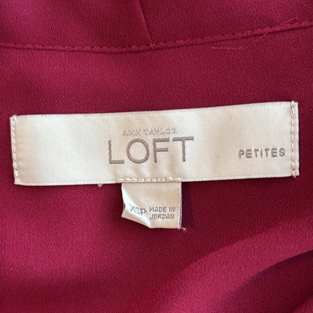 Loft Women’s Raspberry Blouse Size XSP - Picture 7 of 8